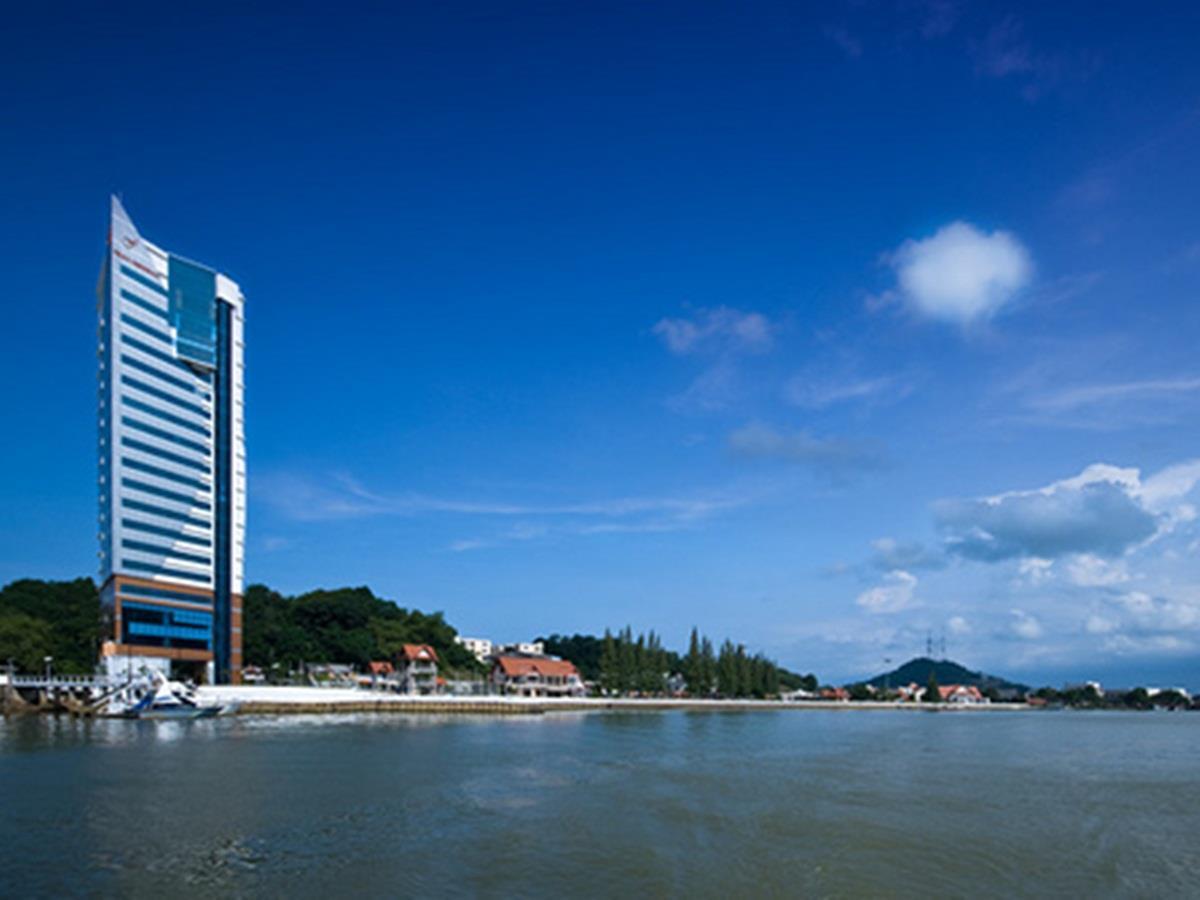 Felda 3*